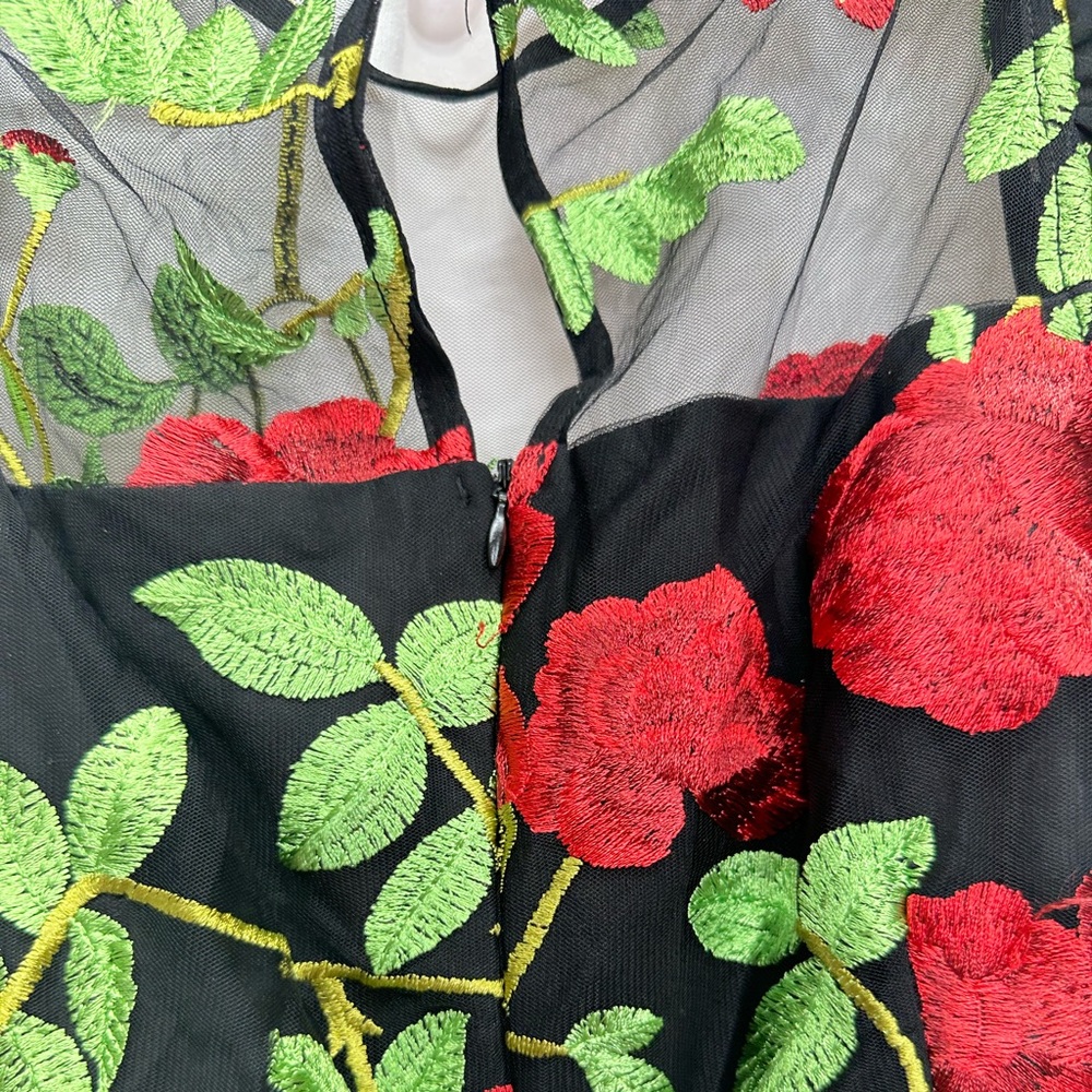 NWT LuLu’s Blissful Bouquet Black Floral Embroidered Ruffled Mini Dress Size S - Picture 11 of 16